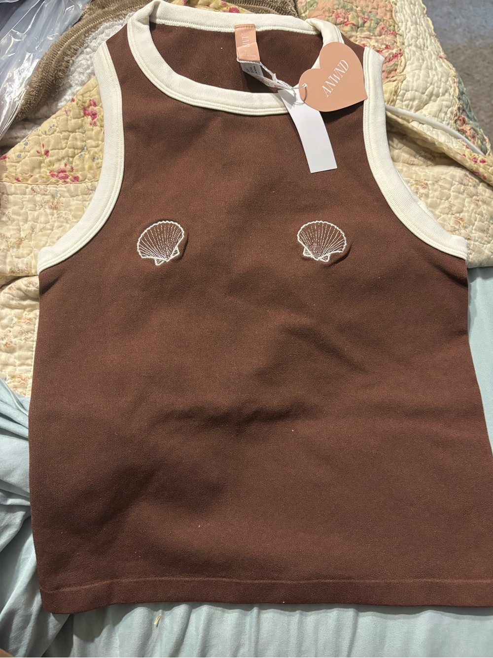 Women’s Brown Shell Tank Top with Cream Trim M/L